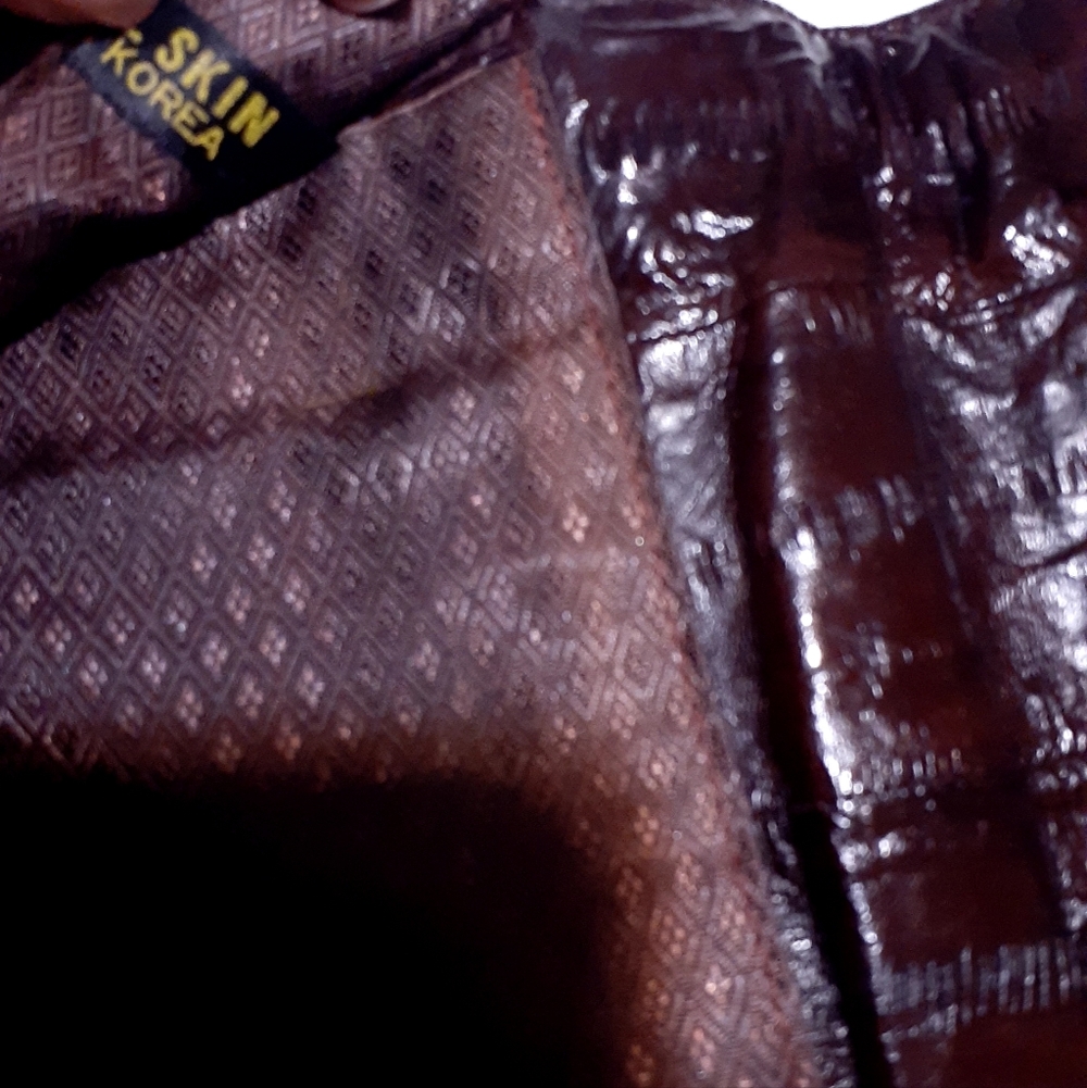 Dark Brown Crocodile Embossed Clutch - Picture 8 of 12